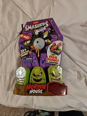 Zuru Pry612420 Smashers Horror House Playset Zombie Rex Blood Shake Brain Dead 36 Pieces