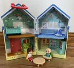 Cocomelon Deluxe Family House Playset For Pretend With Plastic Multicolor Used. Price: $22.99.
