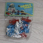 Vintage Hing Fat Unbreakable Action Figures Plastic Spacemen Astronauts New!. Price: $34.95.