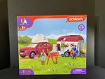 Schleich Horse Club Suv And Trailer Playset 42535 - For Parts Read Description Used. Price: $54.99.