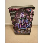 Monster High Freaky Fusion Catacombs 4FT Playset Dollhouse Mattel 2014 New Seale. Price: $400.00.