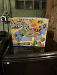 Bytes Battle Arena Toys - 2 Dinosaur Included Nib New. Price: $8.00.