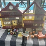 Bluey Playset Kids Xl Ultimate Interactive Lights Sounds Playhouse Used. Price: $36.00.