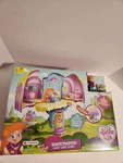 Vida The Vet Sweetwood Cozy Care Clinic TA-25-592 New. Price: $30.00.