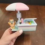 2022 Bluey Bingo's Ice Cream Cart Moose Toys Action Figure Used. Price: $17.99.