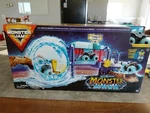 Monster Jam 6063253 Megalodon Wash Playset With Color-changing Truck New. Price: $40.00.