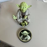 Disney Theme Park Tagalongs Star Wars Master Yoda With Magnetic Power 2014 Used. Price: $15.95.