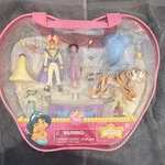 Disney Aladdin Playset Jasmine Genie Figures Heart-shaped Case New. Price: $70.00.