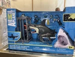 Animal Planet Extreme Shark Adventure Original Set 2015 New. Price: $50.71.