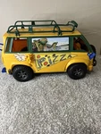 Playmates 83468 Teenage Mutant Ninja Turtles: Mayhem Pizza Fire Delivery Used. Price: $15.37.