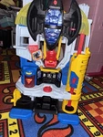 Fisher Price Imaginext Dc Friends Ultimate Headquarters Batman/superman Used. Price: $47.00.