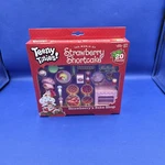 Teeny Tinies Strawberry Shortcakes Bake Shop Playset 20 Pieces Vintage Style Nib New. Price: $18.91.