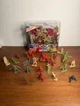 Lanard The Corps! Universe Army PLAYSET,104 Pieces Used. Price: $15.00.