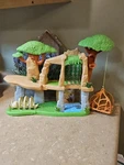 Disney The Lion Guard Defend Lands Playset Only -pride Rock King Used. Price: $29.00.