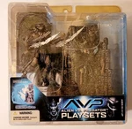 Avp Playsets* Predator With Base Mcfarlane Toys 2005 Collectible Rare Figure Nib New. Price: $75.00.