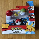 Pokemon Pikachu With Green Ball Clip 'n' Go Belt Set Nib New. Price: $10.88.