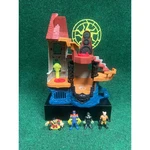 Fisher-price Imaginext Castle Wizard Tower Playset Lights W/ Figures Used. Price: $39.96.