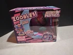 Zoobles Secret Partiez Rollin Roomz Z-tastic Runway Playset Spin Master 2022 Nib New. Price: $6.00.