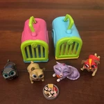 Disney Jr Puppy Dog Pal Travel Pets Mini Figures Bingo & Rolly And Carriers Used. Price: $12.99.