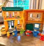 Hasbro Sesame Street 123 Neighbor Playset Mr Hooper's Store 6 Figures 2010 Great Used. Price: $49.99.