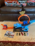 Hot Wheels City T-rex Chomp Down Track Mattel Blue Dinosaur W/5 Cars Works Used. Price: $22.00.