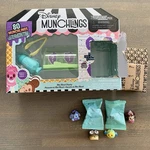 Disney Munchlings Mini Green Display Series 1 W/scented 4 Figures 7PC New. Price: $5.00.
