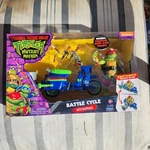 New Box Tmnt Ninja Turtles Playmates Mutant Mayhem Battle Cycle Raphael. Price: $25.00.