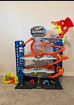 Hot Wheels City Dragon Garage Playset Storage Used * No Included. Price: $42.25.