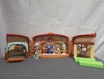 Bluey School Friends Calypso's Playset With 7 Figures Plus Accessories Used. Price: $65.00.