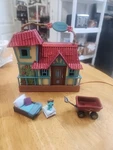 Disney Animators Collection Littles Lilo & Stitch House Singing Playset Works! Used. Price: $18.00.