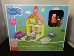 Hasbro Peppa Pig Carry-along House Playset 10 Pieces Figures Accessories. New. Price: $13.99.