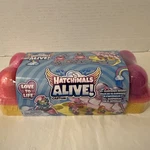 Hatchimals Alive Carton Playset With 10 Surprises, 5 Self Hatching Eggs New. Price: $17.00.