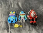 Moose Grossery Gang Action Figures Lot Of 3 Vac Attack Putrid Power Pirate Shark Used. Price: $22.45.