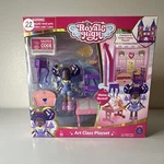 Jazwares Royale High Art Class Playset 16 Pieces Water Reveal Connects Castle New. Price: $20.00.