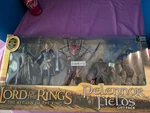 Toy Biz 2005 Figure Lord Of The Rings Return King Pelennor Fields Gift Used. Price: $185.29.