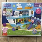 17 Piece Peppa Pig Cruise Ship Playset Preschool Toys Hasbro Favorites New. Price: $50.00.