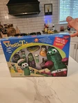 Big Idea Veggietales Dave & The Giant Pickle Playset Boxed 10 Figures New. Price: $250.00.