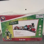 Lionel Battery Elf Toy Train Set Locomotive,cars & Remote Sound Light New. Price: $94.95.