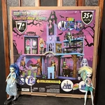 Monster High Haunted School HLP88 - New Sealed Playset 35+ Accessories. Price: $124.99.