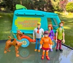 Scooby Doo Hanna Barbera Thinkway Thinking Toy Mystery Machine W/ 5 Figures Used. Price: $49.99.
