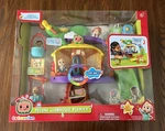 Cocomelon Deluxe Clubhouse Playset - Sound Effects 15 Pieces 3 Years + New. Price: $45.00.