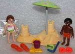 Playmobil City World Family Fun Life Art. 9085 Water The Beach Used. Price: $5.71.