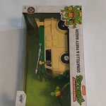 Jada Toys Teenage Mutant Ninja Turtles Donatello Party Wagon Playset Boxed New. Price: $34.99.
