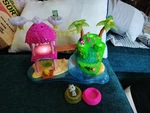 Hatchimals Colleggtibles Tropical Island Party Playset Lights Sound Music & Spin Used. Price: $20.00.