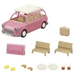 Family Picnic Miniature - Sylvanian Families New. Price: $75.22.