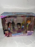 New Disney The Proud Family Penny & Crew Mini Figures Set Of 5 Box Haswear. Price: $10.99.
