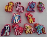 10 My Little Pony Suction Cup Set Hasbro Mlp For Window, Fridge, Tub, Car Used. Price: $14.50.