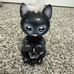Wowwee Fingerlings Light-up Baby Black Panther Allec Used. Price: $17.99.
