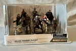 New Original Packaging Disney Starwars The Mandalorian Deluxe Playset 9 Figures. Price: $18.00.