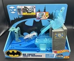 Hot Wheels City Mr. Freeze Police Takeover Play Set Batman Theme Age 4-8 New. Price: $24.00.